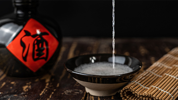夏日炎炎，白酒到底該怎么喝？揭秘夏季飲酒的五大禁忌