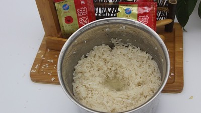 別再花錢買甜酒了，釀酒師傅透露，記住這幾點保證酒香濃郁