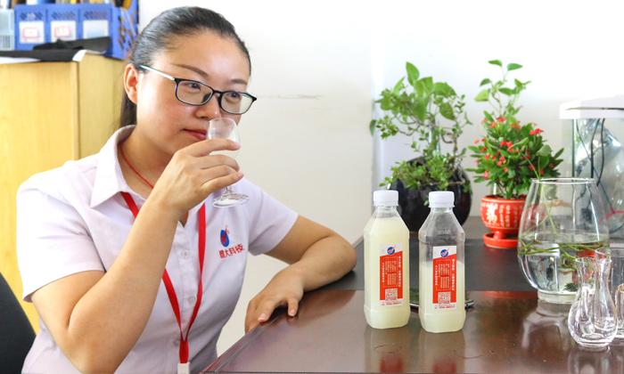 9.9為學(xué)員品酒，幫忙改善酒質(zhì)