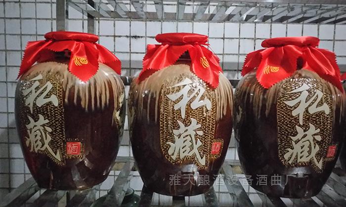 雅大釀酒設備釀酒師為您分享封壇技巧