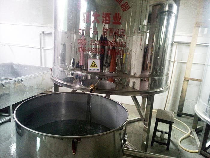 雅大白酒蒸餾設備