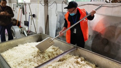 小型酒廠釀酒設(shè)備開酒坊，學(xué)習(xí)3-5天就能釀出好酒嗎？