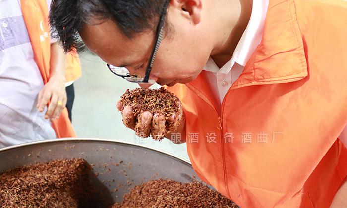 從糧香到陳香，帶您了解白酒香氣的多彩世界 2
